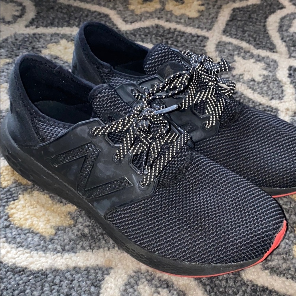 Women’s size 11 new balance sneaker